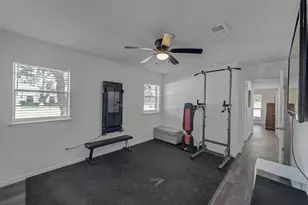 4606 Hazelhurst Ln, Dallas, TX 75227 - Photo 33