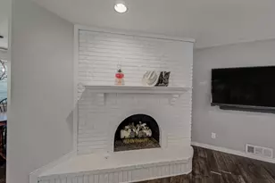 5022 Menefee Dr, Dallas, TX 75227 - Photo 13