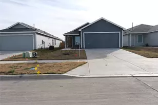 932 Calley Pear Trl, Princeton, TX 75407 - Photo 1