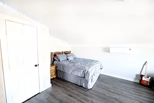 702 E Decatur St, Bowie, TX 76230 - Photo 17