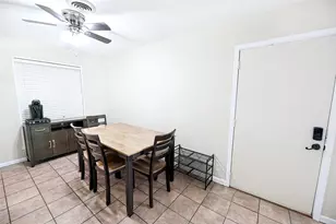 702 E Decatur St, Bowie, TX 76230 - Photo 11