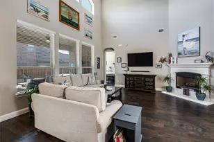 1301 Xeraco Dr, Little Elm, TX 75068 - Photo 5