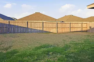 2820 Stonewall Ln, Fort Worth, TX 76123 - Photo 23
