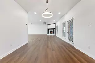 2213 Loretta Ln, Rowlett, TX 75088 - Photo 9