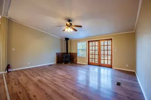 158 Jake Sparks Dr, Waco, TX 76705 - Photo 17