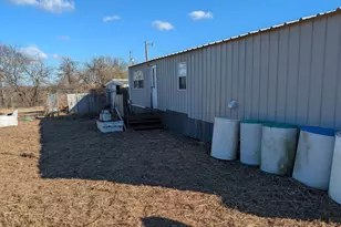 651 Co Rd 2906, Dodd City, TX 75438 - Photo 29