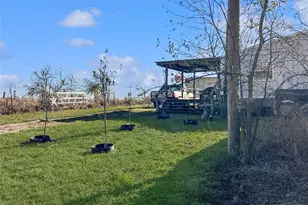 651 Co Rd 2906, Dodd City, TX 75438 - Photo 25