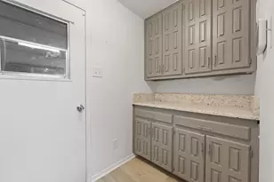 908 Stonelake Dr, Cleburne, TX 76033 - Photo 21