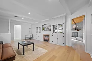 108 Hilltop Dr, Grandview, TX 76050 - Photo 7