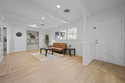 108 Hilltop Drive, Grandview, TX 76050 - Photo 5