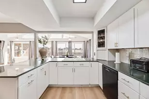 1954 Rambling Ridge Ln, Carrollton, TX 75007 - Photo 7