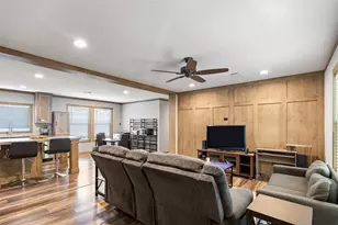 136 Thunderbird Dr, Mabank, TX 75156 - Photo 7