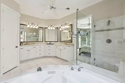 2628 Elmbrook Drive, Carrollton, TX 75010 - Photo 13