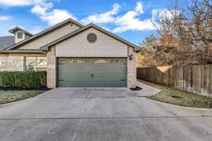2233 Cobblestone Ct, Granbury, TX 76049 - Photo 1