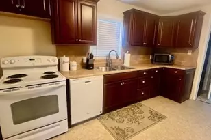 218 Wight St, Roxton, TX 75477 - Photo 5