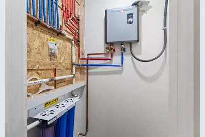 1325 Reynolds Road, Whitewright, TX 75491 - Photo 27