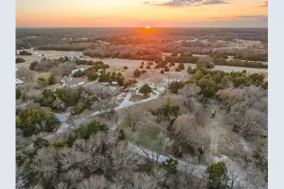 1325 Reynolds Road, Whitewright, TX 75491 - Photo 37