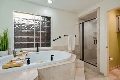 6008 Highplace Circle, Dallas, TX 75254 - Photo 19