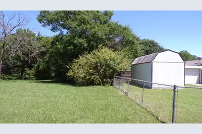 130 Seaside Drive, Gun Barrel City, TX 75156 - Photo 7