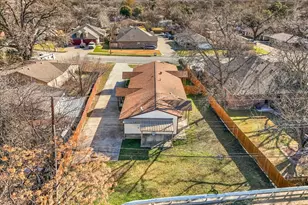 112 Del Rio Ave, Benbrook, TX 76126 - Photo 29