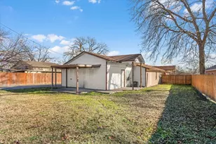 112 Del Rio Ave, Benbrook, TX 76126 - Photo 23