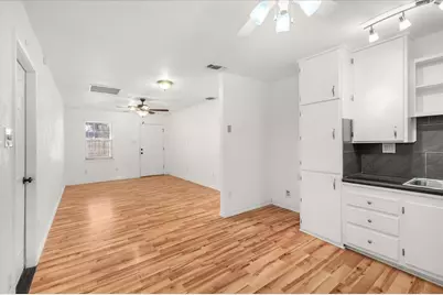 112 Del Rio Avenue #A & B, Benbrook, TX 76126 - Photo 13