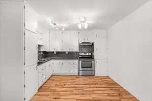 112 Del Rio Ave, Benbrook, TX 76126 - Photo 11