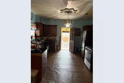 1803 Sayle Street, Greenville, TX 75401 - Photo 3