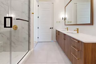 2620 Maple Ave, Dallas, TX 75201 - Photo 23