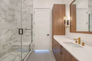 2620 Maple Ave, Dallas, TX 75201 - Photo 13