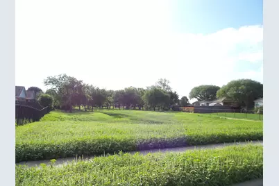 1121 Beaverwood Lane, Crowley, TX 76036 - Photo 11