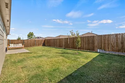 14056 Ilderton Street, Pilot Point, TX 76258 - Photo 33