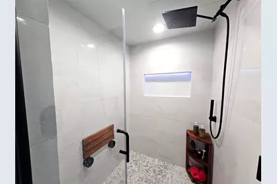 9689 E Fm 837, Palestine, TX 75803 - Photo 17