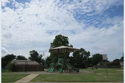 1026 Sanders Drive, Duncanville, TX 75137 - Photo 17