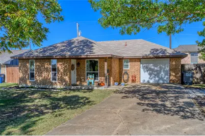 410 E Hazelwood Street, Princeton, TX 75407 - Photo 3