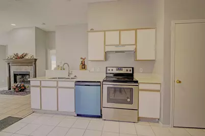 5517 Londonderry Court, Arlington, TX 76018 - Photo 11