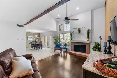 714 Oakwood Trail, Fort Worth, TX 76112 - Photo 5