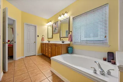 4624 Buffalo Bend Place, Fort Worth, TX 76137 - Photo 17