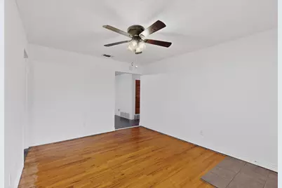 157 SE Tarrant Avenue, Burleson, TX 76028 - Photo 15