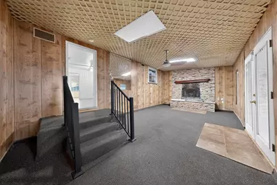 157 SE Tarrant Avenue, Burleson, TX 76028 - Photo 27