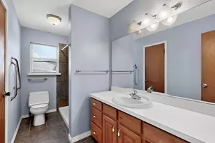 157 SE Tarrant Ave, Burleson, TX 76028 - Photo 25