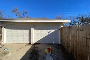 2509 Normont Cir, Fort Worth, TX 76103 - Photo 15