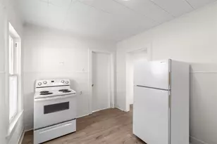 407 N Penelope St, Belton, TX 76513 - Photo 9