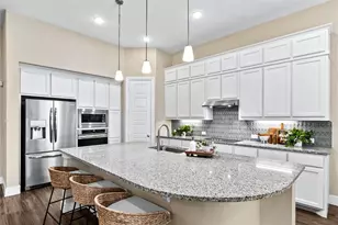 335 Country Meadows Blvd, Waxahachie, TX 75165 - Photo 11