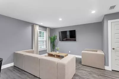 312 E Day Street, Denison, TX 75021 - Photo 5