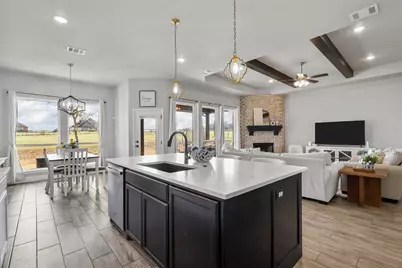 2071 Sunset Ridge Drive, Weatherford, TX 76087 - Photo 13