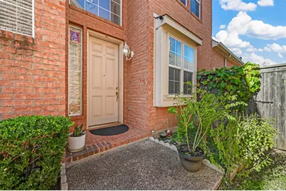 8117 Cherry Laurel Lane, Irving, TX 75063 - Photo 3