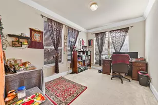 8117 Cherry Laurel Ln, Irving, TX 75063 - Photo 17