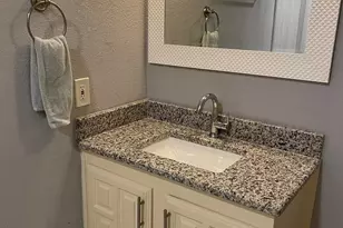 8508 Londonderry Ln, Dallas, TX 75228 - Photo 23