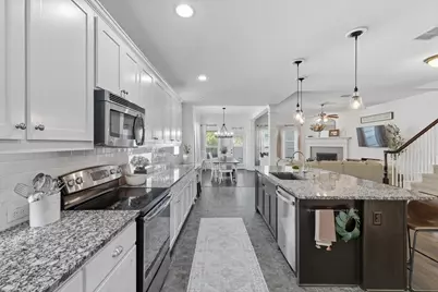 721 Fenceline Drive, Argyle, TX 76226 - Photo 9